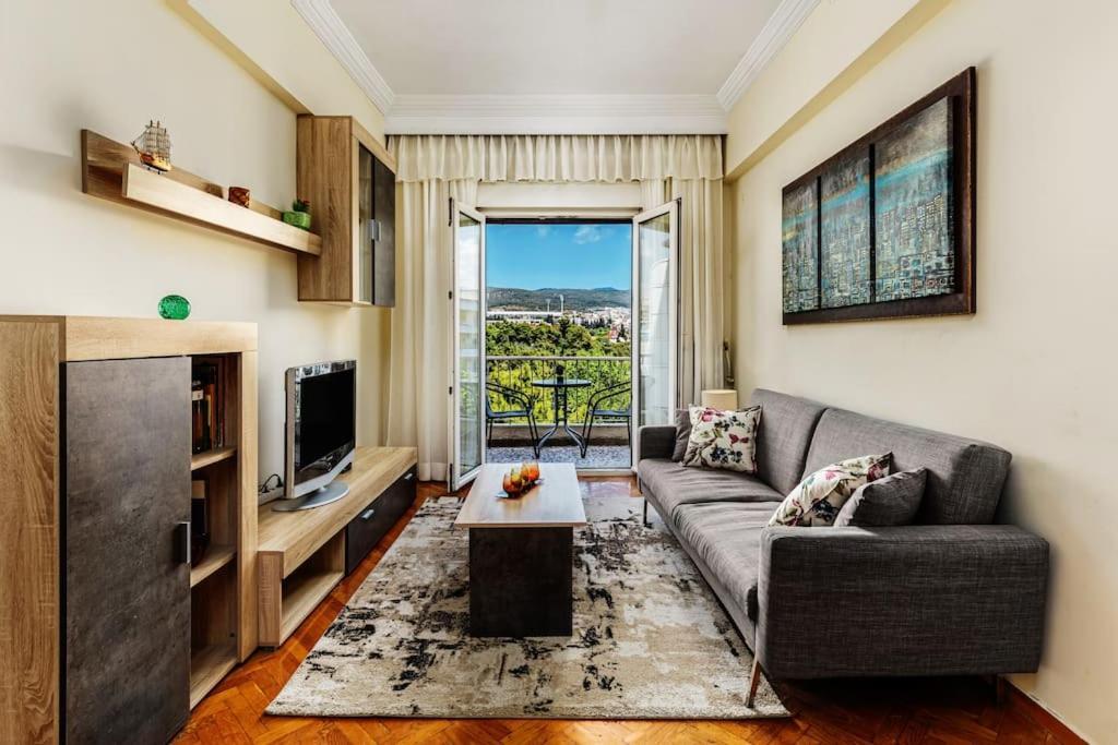 Perfect Location, Amazing View 3 Bedroom