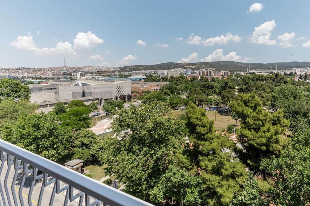 Perfect Location, Amazing View 3 Bedroom