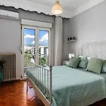 Perfect Location, Amazing View 3 Bedroom Apartment